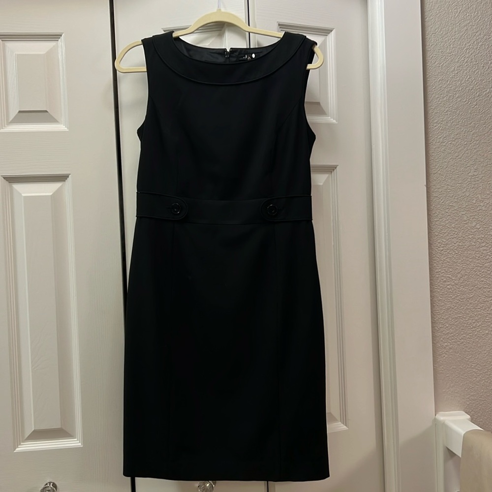 Semantiks Black Short Sleeve dress. Size 6P